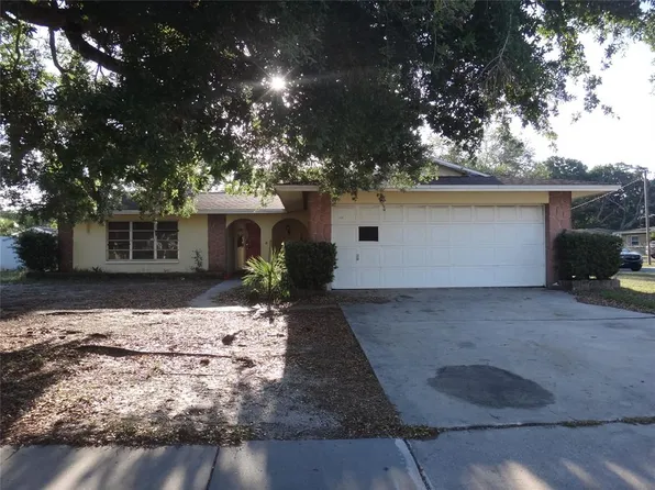 1913 Kings Hwy, Clearwater, FL 33755
