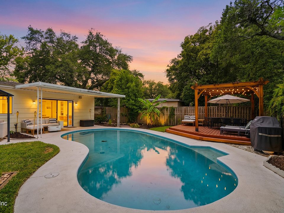 1st image of 6117 BARTHOLF Avenue