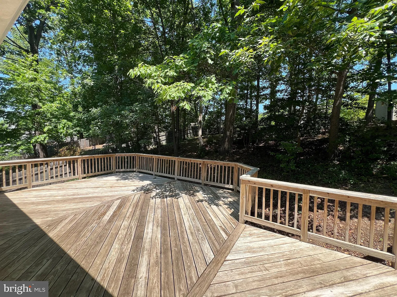 4 bed, 2072 sqft, $2,500 — Photo 4