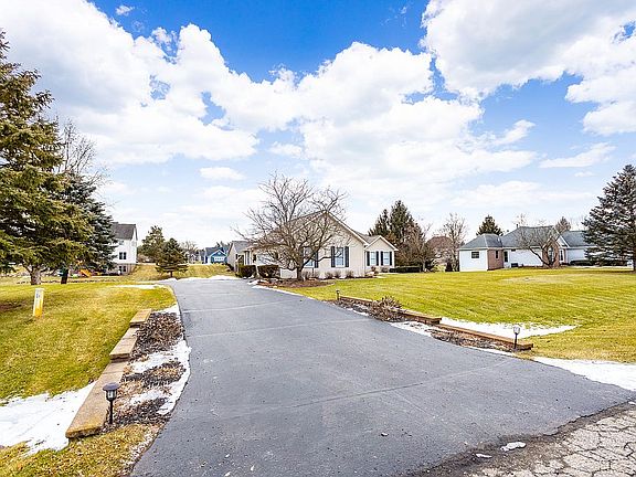 2nd image of 9278 Summercress Dr