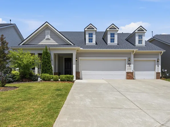 1029 Nickelby St, Durham, NC 27703