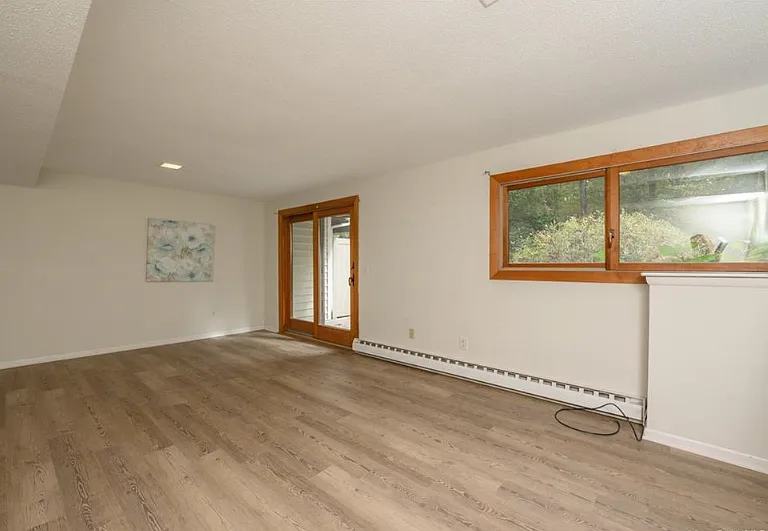 14 Currier Pl — Photo 25