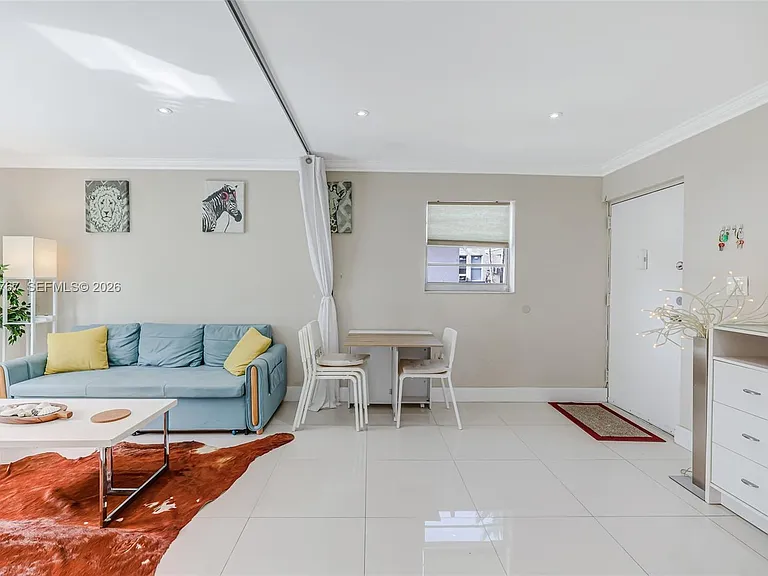 618 Euclid Ave #204 — Photo 7