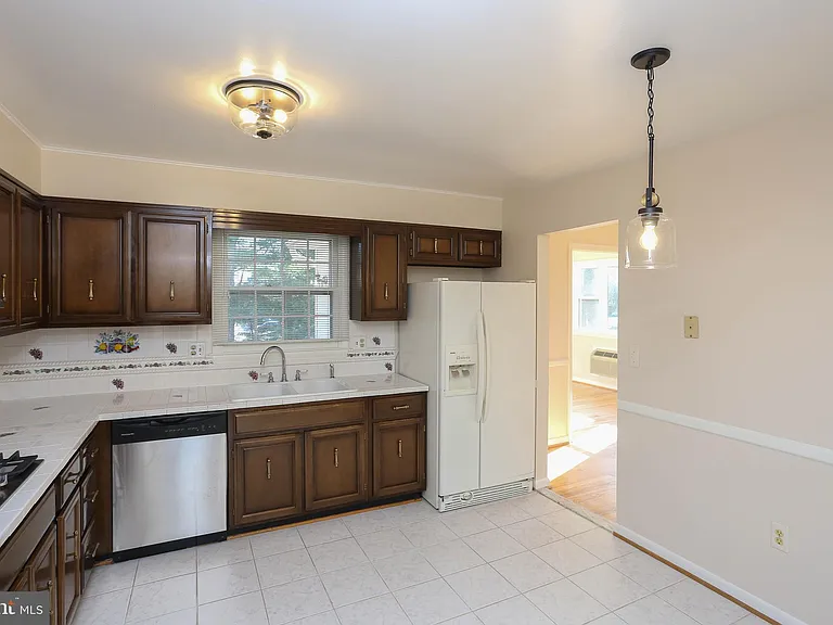 3229 Ramblewood Rd — Photo 7