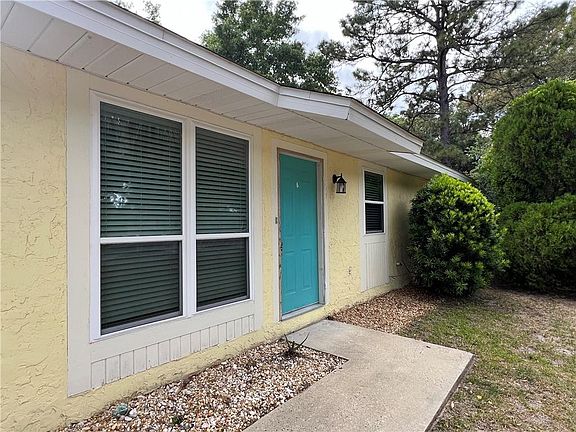 3rd image of 104 Dufour Rd