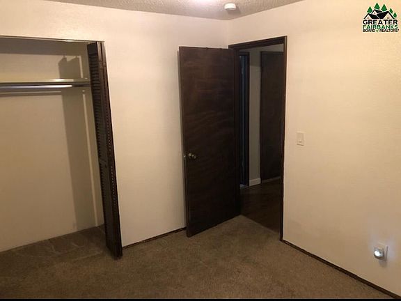 5th image of 1137 Desperado St