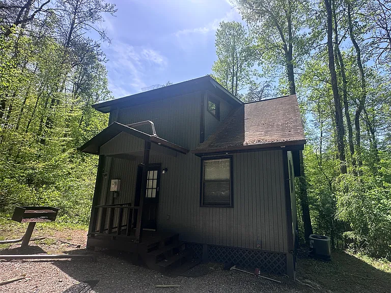 140 Alpine Way #140 — Photo 2