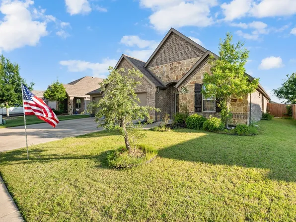 307 Acadia Ln, Forney, TX 75126