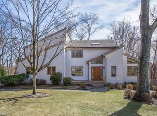 7 Daniel Ct, Randolph, NJ 07869