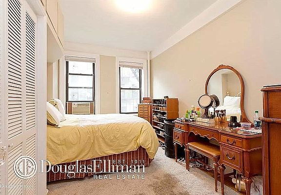 3rd image of 333 E 80th St APT 2H