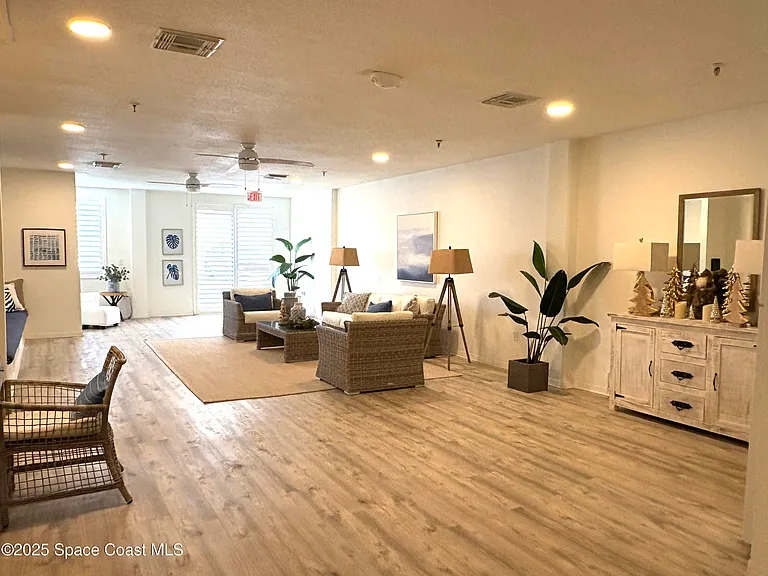 333 N Atlantic Ave #207 — Photo 19