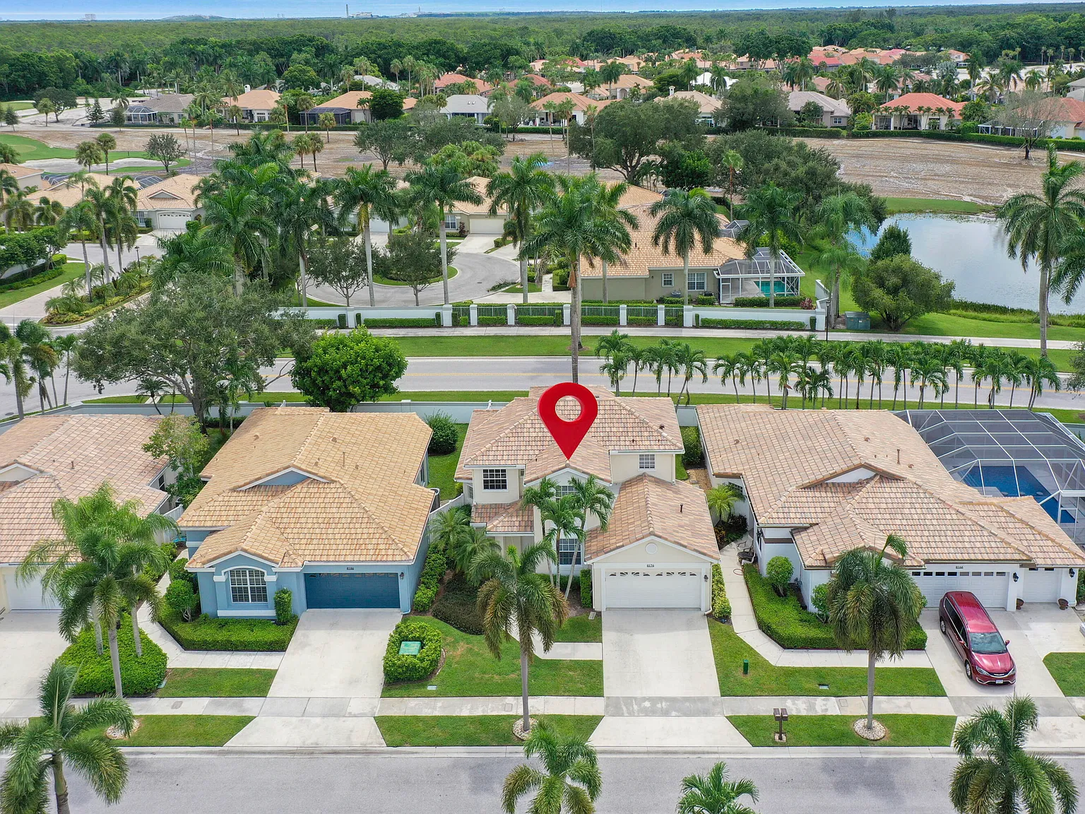 3 bed, 2.5 bath, 2146 sqft, $12,500 — Photo 4
