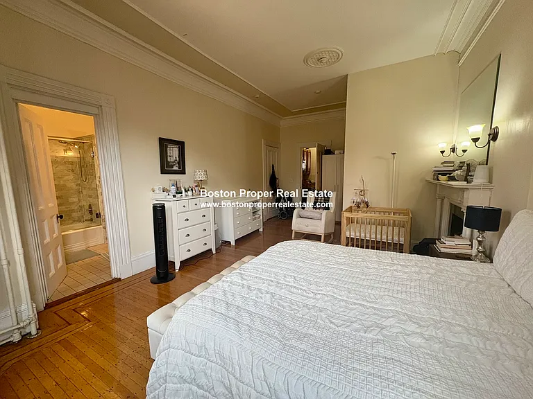381 Commonwealth Ave #2 — Photo 9