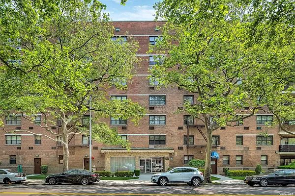 1st image of 15325 88th St APT 5J
