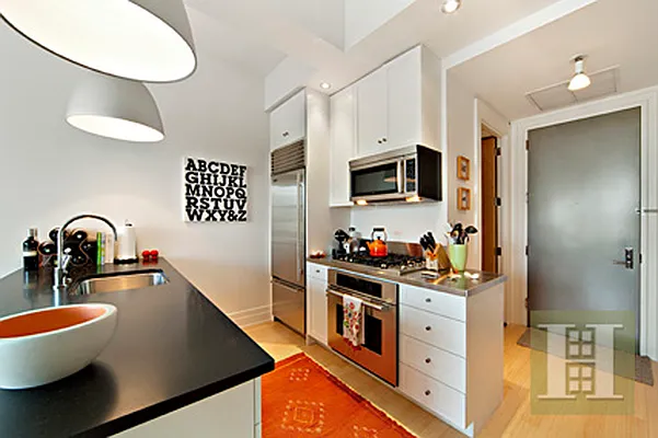 Rented by Halstead Real Estate | media 7