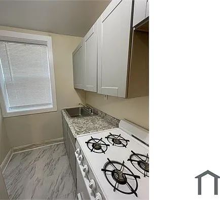 811 Barnaby St SE #104 — Photo 13