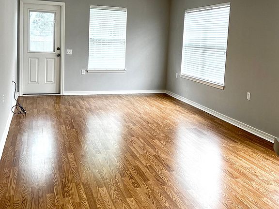 2nd image of 1457 Dunhurst Dr