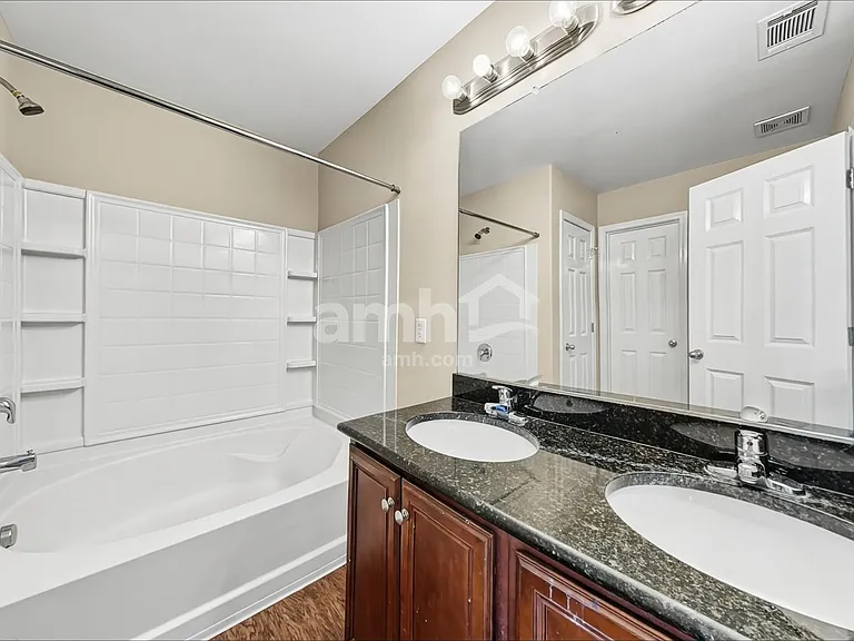 5 Miller Pond Rd — Photo 12
