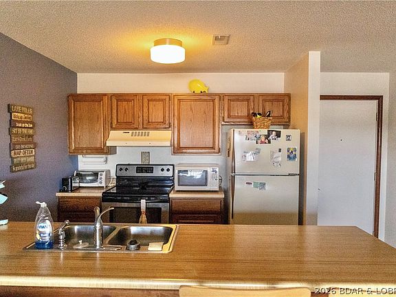 5th image of 40 Robinwood Dr #2B