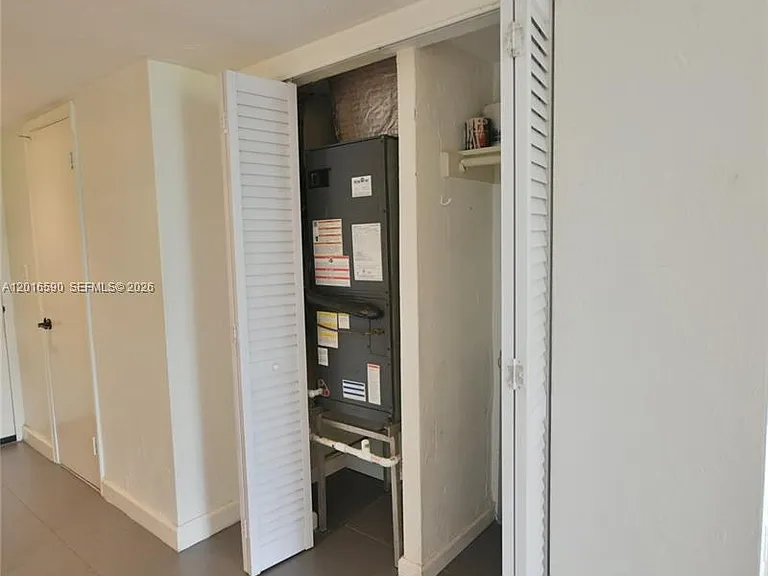6884 N Kendall Dr #C401 — Photo 28