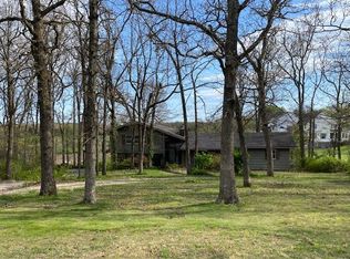 520 E Fremont Rd, Lebanon, MO 65536