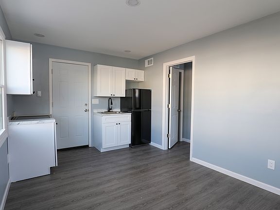 4th image of 150-154 W Main St #E