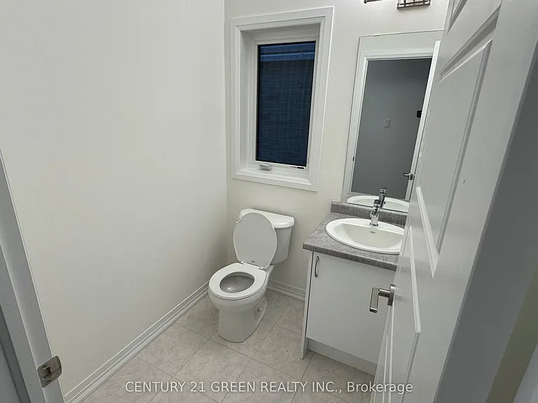 126 Hitchman St — Photo 13