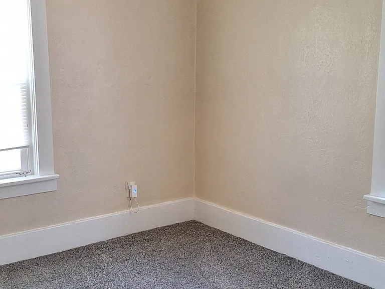 1734 Ogden Ave NW — Photo 15