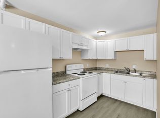 2607 Dale Dr APT B, Champaign, IL 61821