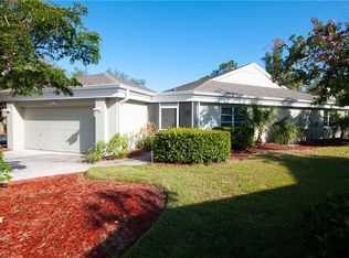 21685 Sungate Ct, Estero, FL 33928