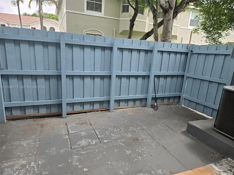1539 SE 27th St #107 — Photo 10