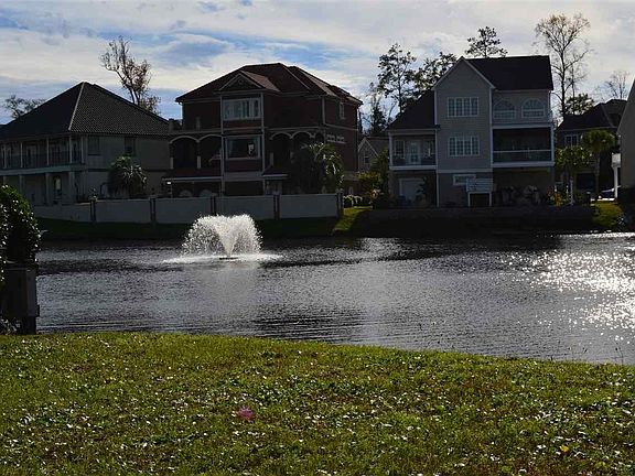 2nd image of 103 Clubhouse Dr.