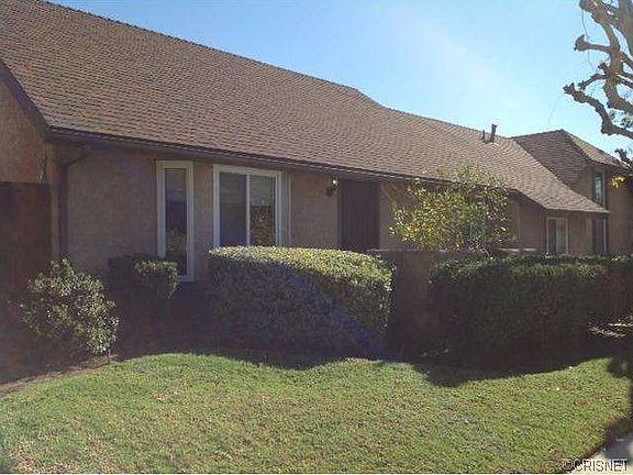 2nd image of 9930 Owensmouth Ave Unit 16