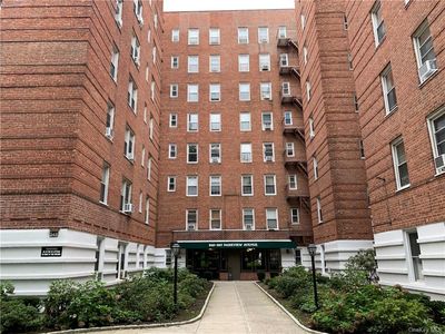 247 Parkview Ave APT 1L, Bronxville, NY, 10708