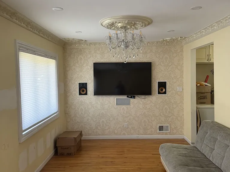 36 Maple Ct — Photo 4