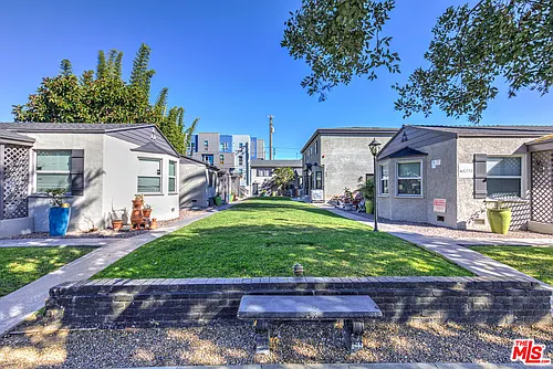 1855 Euclid St #1851C Photo 1