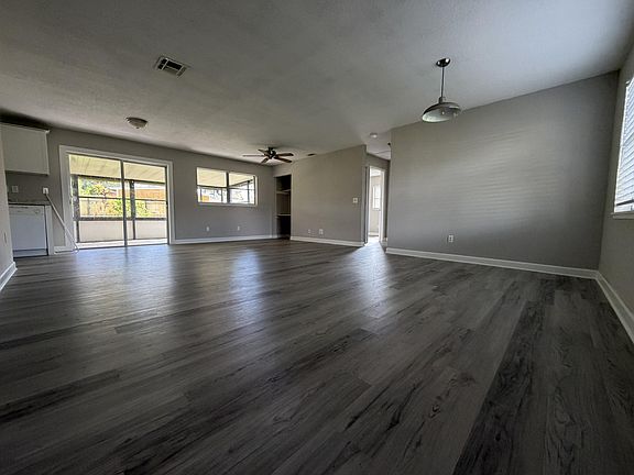 2nd image of 1633 SE Arapaho Ave