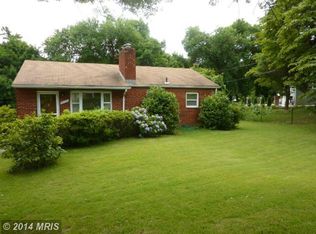 6054 Munson Hill Rd, Falls Church, VA 22044