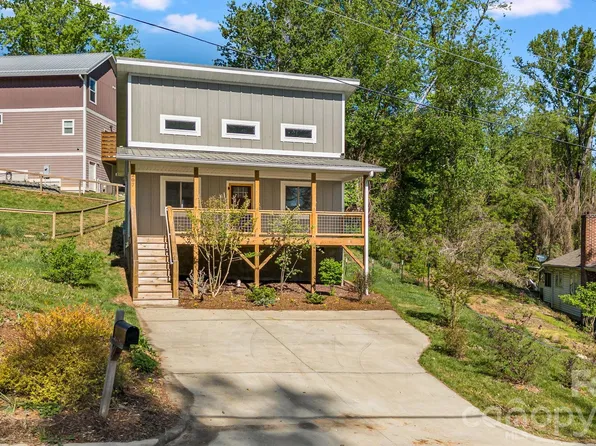 207 Hanover St, Asheville, NC 28806