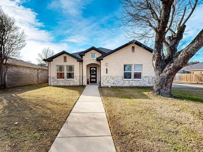 2745 Town North Dr, Lancaster, TX, 75134