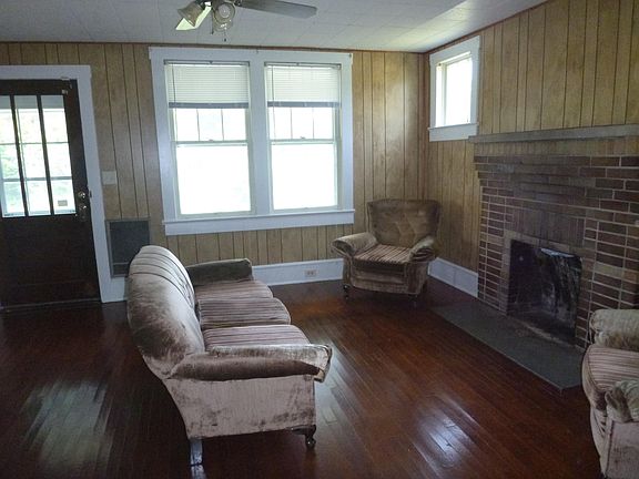 5th image of 107 Vanderpool Private Dr