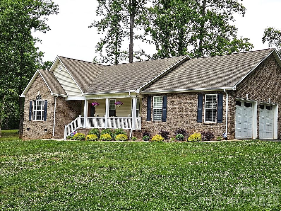 1st image of 111 Old Hickory Dr