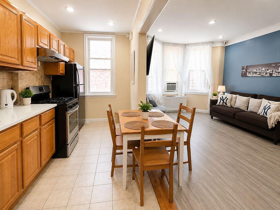 1st image of 6090 Putnam Ave Floor 2