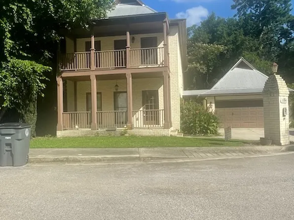 1184 Riverside Ter, Gainesville, GA 30501