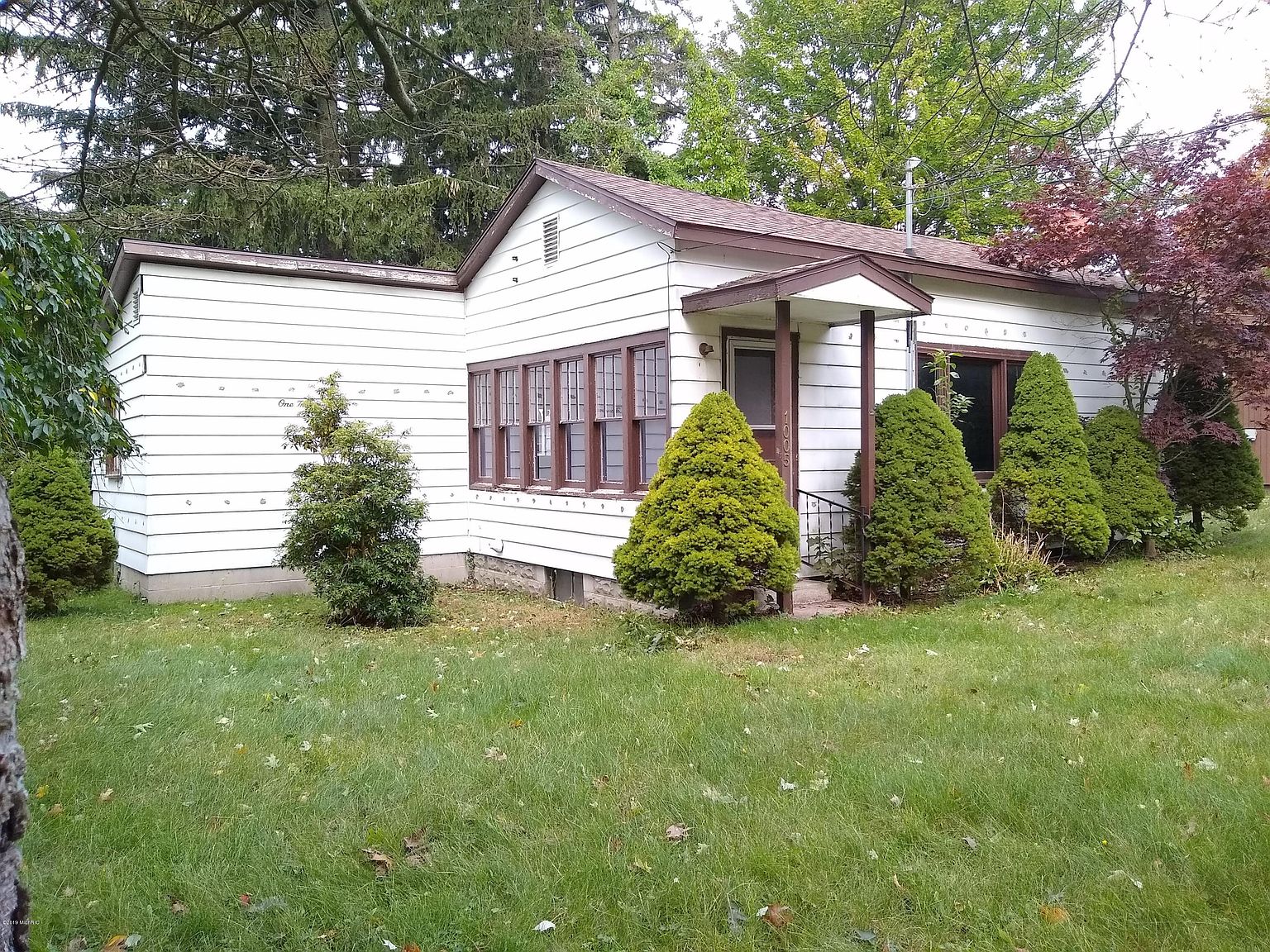 1005 N James St, Ludington, MI 49431 Zillow