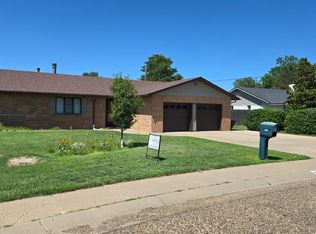 2049 Windsor Ln, Liberal, KS 67901