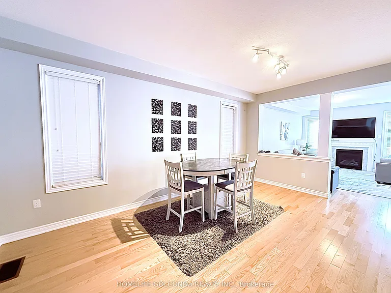 24 Applegate Dr — Photo 5