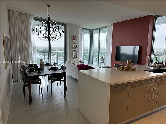 4th image of 2000 Metropica Way #903