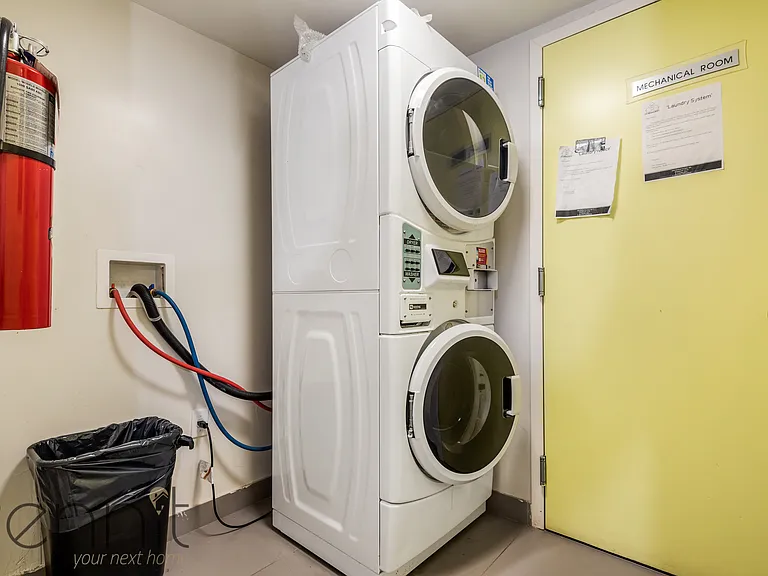 810 Saint Johns Pl #1F — Photo 13