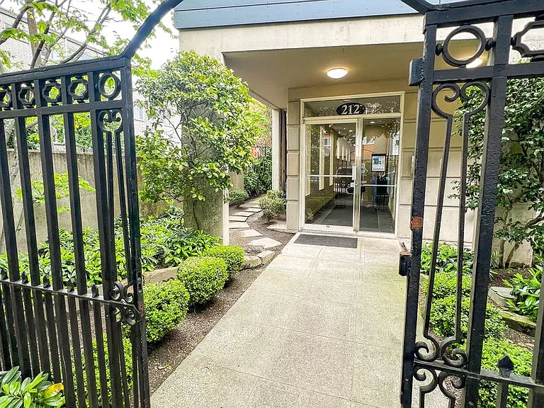 Harvard Vista — Photo 25